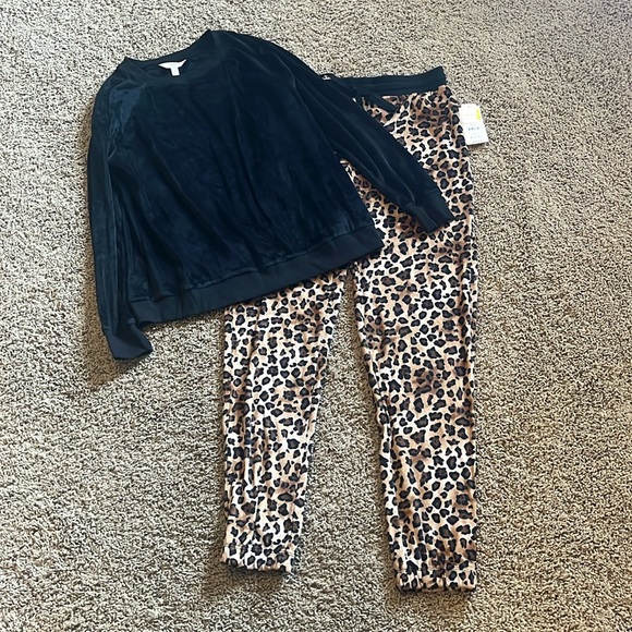 Other - Cheetah/leopard animal print pajama set size small